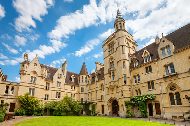 Faculdade de Balliol. Oxford, Inglaterra
 - Foto, Imagem