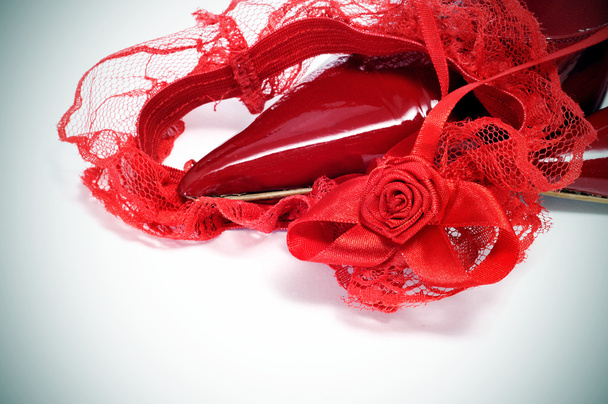 Red garter and pointy shoes - Photo, Image