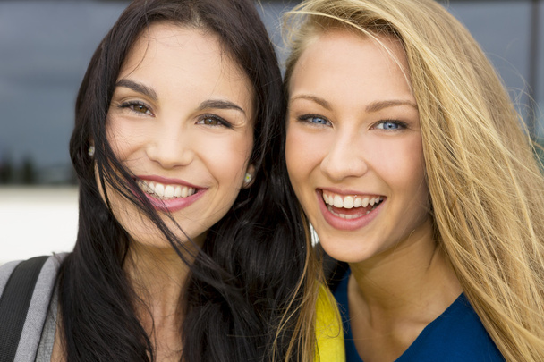 Young girls smiling - Photo, image