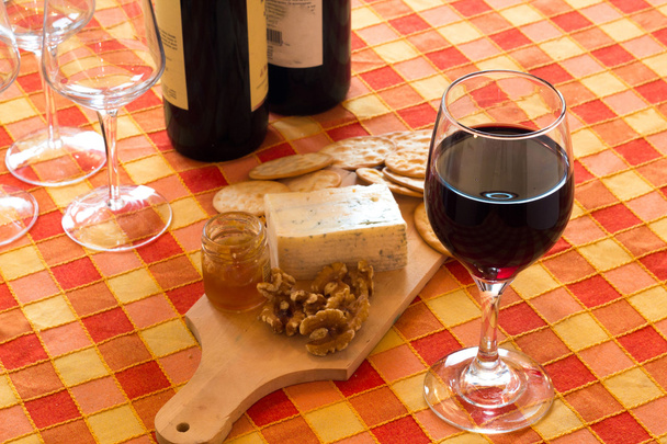 Appetizer with cheese and wine - Photo, Image
