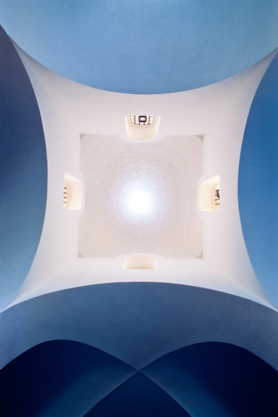 gewelfd plafond in historische kapel - Foto, afbeelding