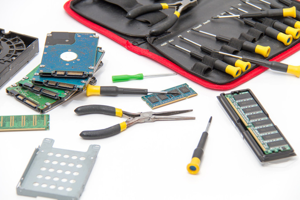 Laptop repair tools and technical support - Φωτογραφία, εικόνα