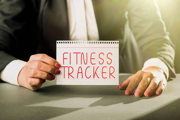 Εννοιολογική λεζάντα Fitness Tracker, Επιχειρηματική επισκόπηση μια συσκευή παρακολούθησης που καταγράφει κάθε δραστηριότητα που σχετίζεται με την υγεία - Φωτογραφία, εικόνα