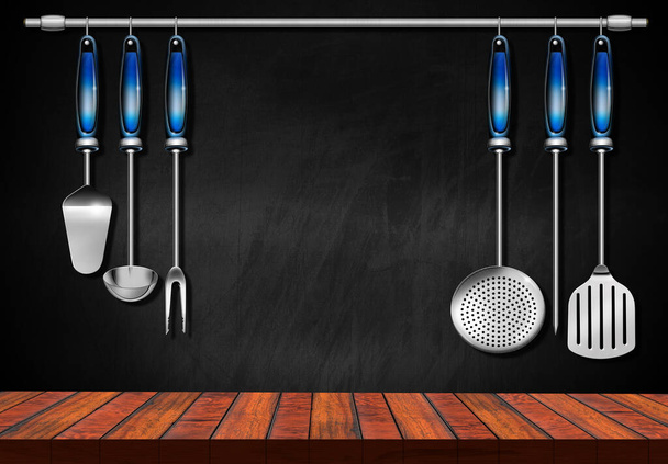 Mostrador de cocina de madera vacío (mesa de madera para la exhibición de productos) con un conjunto de utensilios de cocina y una pizarra con espacio de copia en el fondo. - Foto, imagen
