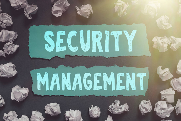 Handschrift tekst Security Management, Internet Concept is de identificatie van een organisatie activa - Foto, afbeelding