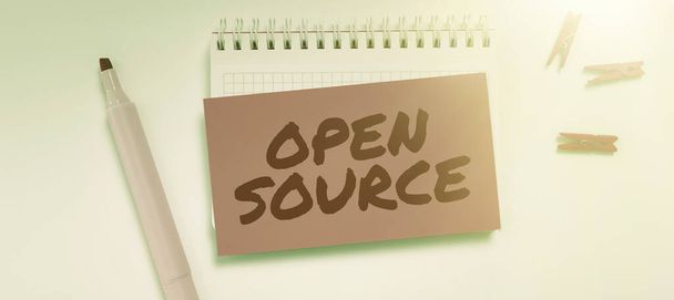 Konzeptionelle Bildunterschrift Open Source, Geschäftsidee, die Software bezeichnet, deren ursprünglicher Quellcode frei verfügbar ist - Foto, Bild