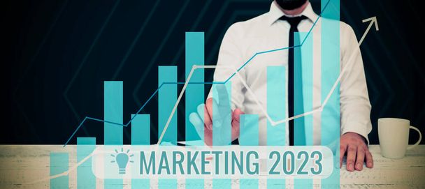 Szöveg megjelenítése Marketing 2023, Üzleti koncepció Kereskedelmi trendek 2023-ra Újévi promóciós esemény - Fotó, kép