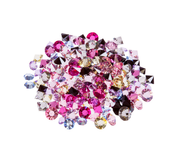 Muchas de las piedras preciosas (diamantes, rubí) aisladas en blanco
 - Foto, imagen