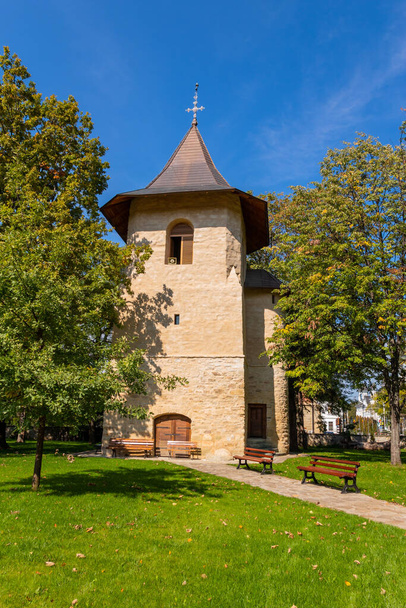 Huumoriluostari, Suceava County, Moldavia, Romania: Yksi kuuluisimmista Moldavian kirkoista. Tämä on Jumalan äidin kirkkomurha.. - Valokuva, kuva