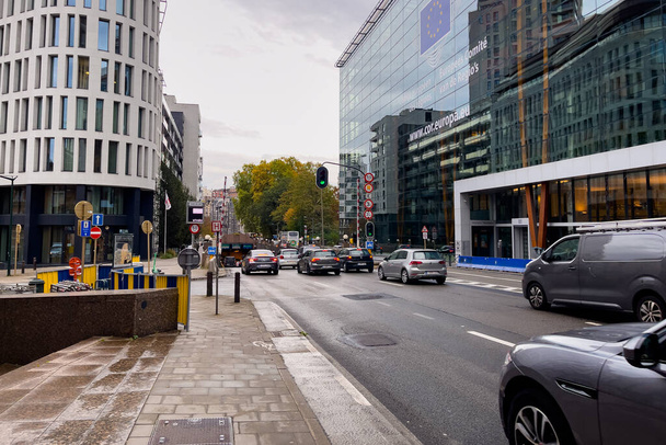 Cars driving on the road next to the European Commission headquarters in Brussels - Fotó, kép