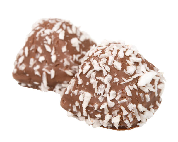 Čokoládové bonbonboniéra sladké s kokosovým ořechem izolované na bílém pozadí - Fotografie, Obrázek