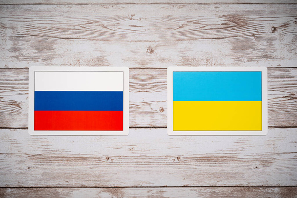 Russische und ukrainische Flagge. - Foto, Bild