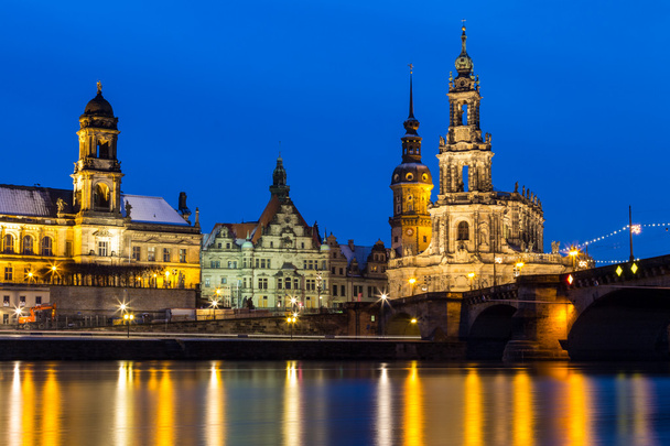 Igreja Católica Real Dresden, Alemanha
 - Foto, Imagem