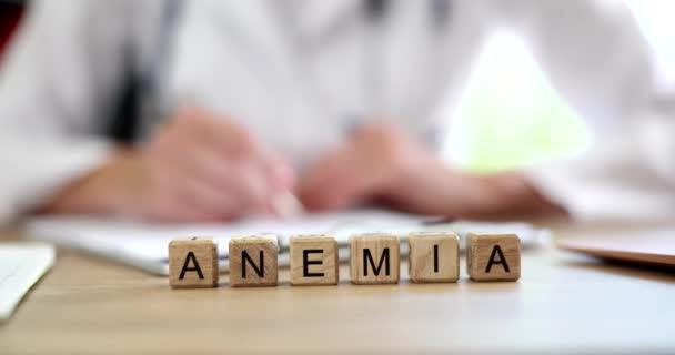 Diagnóstico de deficiência de ferro médico escreve anemia palavra. Anemia causa sintomas diagnóstico e tratamento - Filmagem, Vídeo