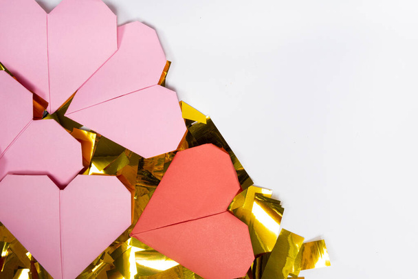 Origami para Dia dos Namorados corações feitos de papel, faça você mesmo, banner com lugar para texto. - Foto, Imagem