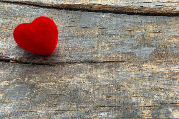 Αγίου Βαλεντίνου κόκκινο καρδιά - σύμβολο της αγάπης - Φωτογραφία, εικόνα