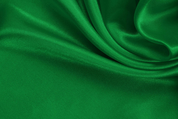 Green emerald fabric texture background, detail of silk or linen pattern. - Foto, Imagen