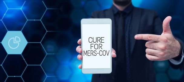 Señal de texto que muestra Cure For Mers Cov, Internet Concept individuos reciben atención médica para aliviar la enfermedad - Foto, imagen