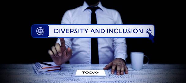 Inspiração mostrando sinal Diversidade e Inclusão, gama de conceito de negócio diferença humana inclui raça etnia gênero - Foto, Imagem