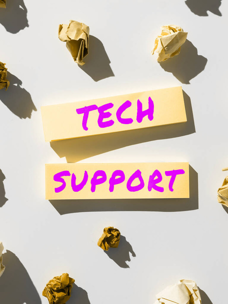 Textschild mit Tech Support, Business Overview Unterstützung von Personen, die technische Probleme haben - Foto, Bild