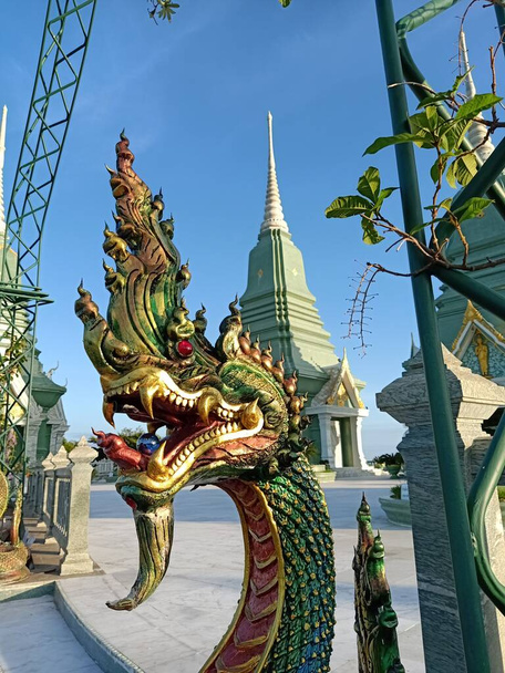 Naga im Wat Dhamsahai, Muang Udonthani, THAILAND - Foto, Bild