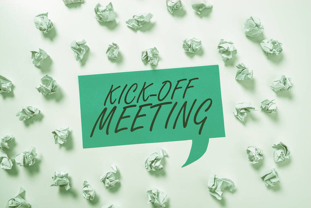 Pisanie tekstu Kick Off Meeting, Przegląd biznesowy Pierwsze spotkanie z zespołem projektowym i klientem - Zdjęcie, obraz