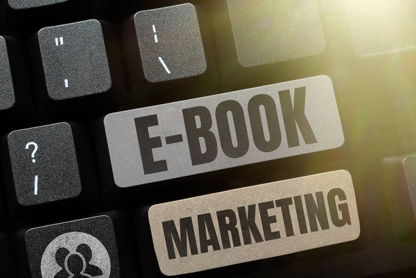 Текстовый знак, показывающий E книги маркетинга, бизнес-концепции цифровой файл, который может быть использован на любом совместимом компьютере - Фото, изображение