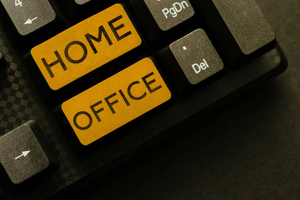 Konzeptionelle Anzeige Home Office, Word Geschrieben auf Raum in einer Person Wohnsitz für offizielle Geschäfte bestimmt - Foto, Bild