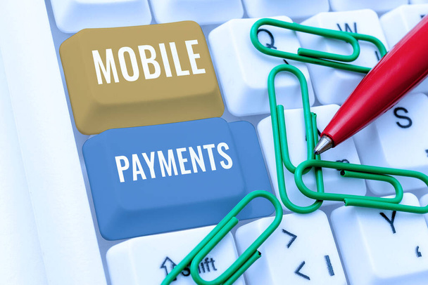 Textový nápis zobrazující Mobilní platby, Konceptuální foto peníze zaplacené za produkt prostřednictvím elektronického zařízení - Fotografie, Obrázek