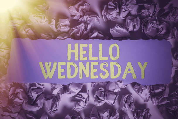 Text zobrazující inspiraci Hello Wednesday, Business idea Hump day Uprostřed pracovního týdne kalendáře - Fotografie, Obrázek