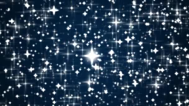 Fondo mágico, de lujo y felices fiestas, brillo brillante plateado, estrellas y brillo mágico sobre textura de fondo azul oscuro, partículas de polvo estrellado como cielo estrellado del espacio nocturno, glamour y diseño navideño - Imágenes, Vídeo