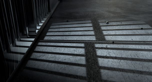 Barras de celdas de la cárcel proyectan sombras
 - Foto, imagen