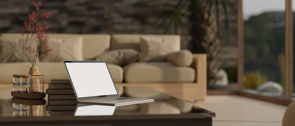 Home χώρος εργασίας με laptop λευκή οθόνη mockup και αξεσουάρ σε κομψό τραπεζάκι σαλονιού στο σύγχρονο σύγχρονο σαλόνι. Κοντινή εικόνα. 3D καθιστούν, 3d εικονογράφηση - Φωτογραφία, εικόνα