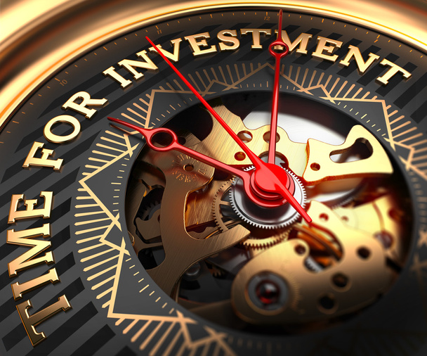 Время для инвестиций в черно-золотые часы
. - Фото, изображение