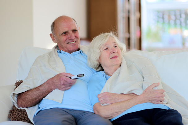 Modern senior couple relaxing at home - Foto, Imagem