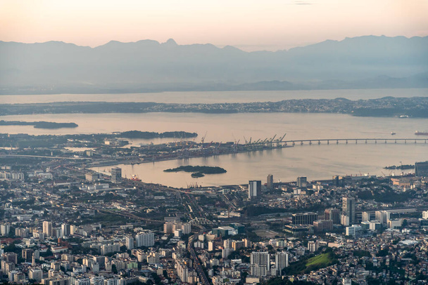 panorama van de stad Rio de Janeiro vanuit vogelperspectief.  - Foto, afbeelding