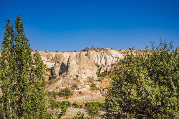 Unique geological formations in Love Valley in Cappadocia, popular travel destination in Turkey. - Foto, Imagen