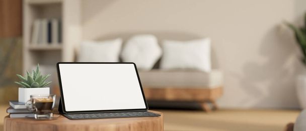 Портативний цифровий планшет білого екрану макет з бездротовою клавіатурою на дерев'яному бічному столі перед розмитим комфортним фоном вітальні. 3D візуалізація, 3d ілюстрація
 - Фото, зображення