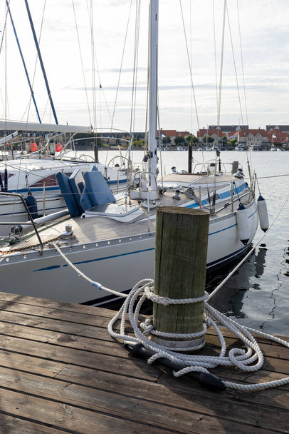 W marinie w Limhamn Szwecja letni dzień - Zdjęcie, obraz