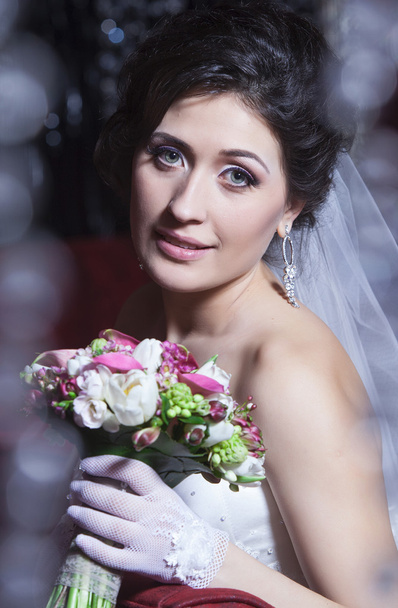 Retrato de noiva bonita, vestido de noiva, decoração de casamento
 - Foto, Imagem