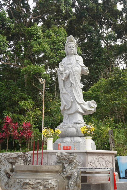 Old Pagoda Tourism Object. Este edifício do templo está localizado na Ilha Belitung, Indonésia. Além de sua principal fungtion como um lugar de culto para ambos os confucionistas e budistas, este pagode é também uma atração turística religiosa. - Foto, Imagem