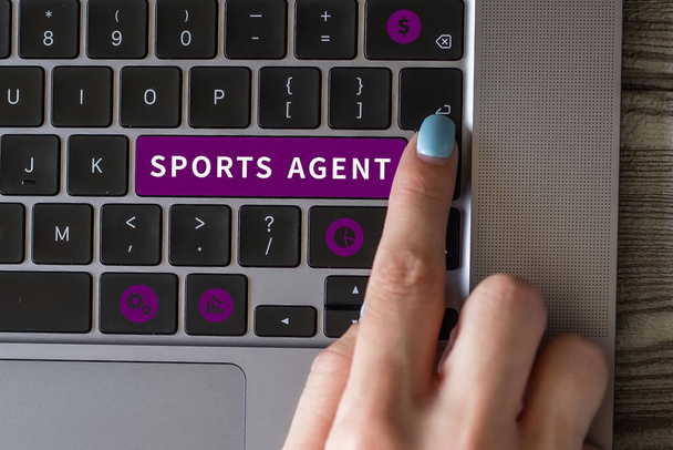 Szöveges megjelenítés Sport ügynök, Internet Concept személy kezeli toborzás felvenni a legjobb sportolók egy csapat - Fotó, kép
