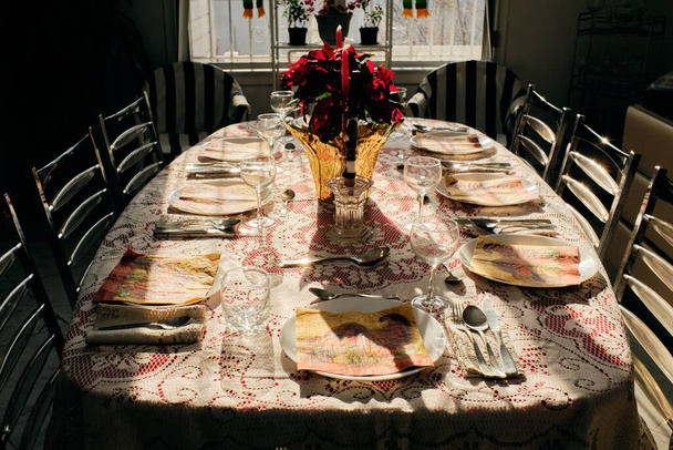 Servizio al tavolo per la cena del Ringraziamento - Foto, immagini