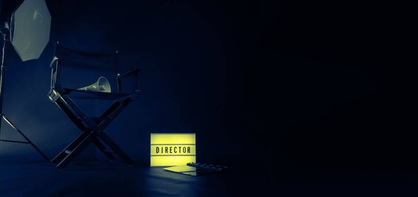 Yönetmen koltuğu ve üzerinde "Direktör Metni" yazan sinema lambası ve alkış tahtası megafonu ve siyah arka plan stüdyosu. Film endüstrisinde kullanılan video yapımında veya film setinde yönetmen koltuğu. Gerçek no 3D - Fotoğraf, Görsel