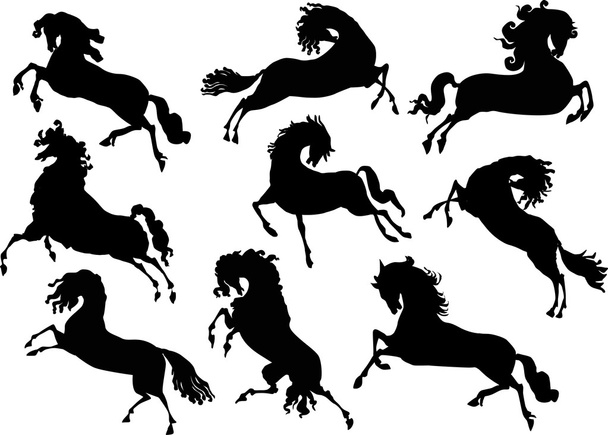 девять лошадиных силуэтов
 - Вектор,изображение