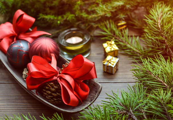 Noel süslemeleri ve hediye kutusu arka plan - Fotoğraf, Görsel