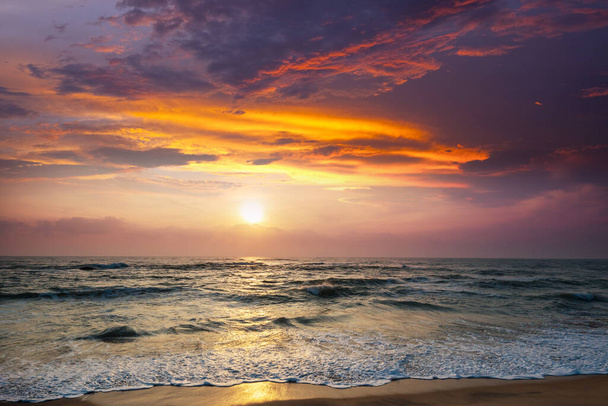 tramonto sul mare per sfondo naturale - Foto, immagini