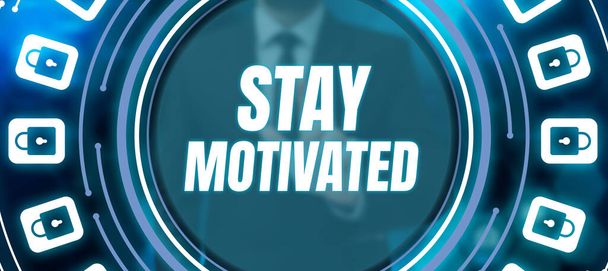 Testo ispirato Stay Motivated, Business showcase Ricompensati ogni volta che raggiungi un obiettivo con la conoscenza - Foto, immagini