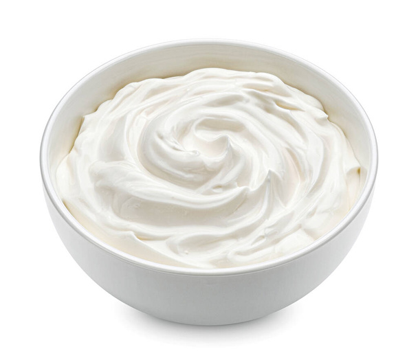 Ciotola di yogurt isolato su fondo bianco, piena profondità di campo - Foto, immagini