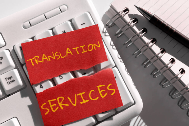 Inspiración mostrando signo Servicios de traducción, Organización del concepto de negocio que proporciona a la gente para traducir el habla - Foto, imagen